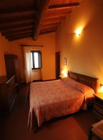 I Barbini Sleeps 4 Pool Wifi Daire Collemancio